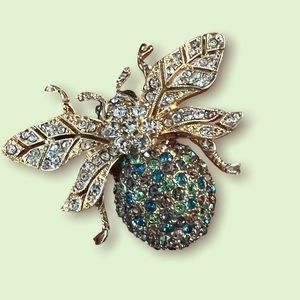 Ciner for Joan Rivers Limited Edition BUMBLE BEE PIN